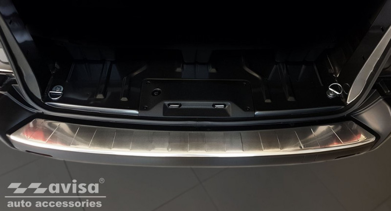 Ochranná lišta hrany kufru Toyota ProAce 2016- (křídlové dveře